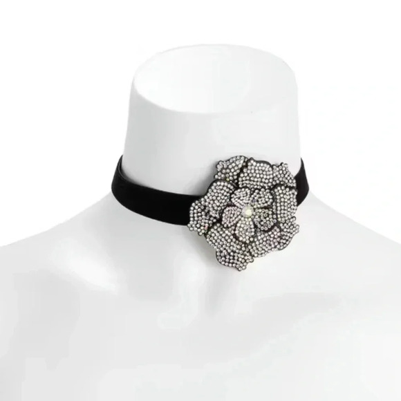Rose Flower Full Rhinestone Crystal Choker - Picture 6 of 6